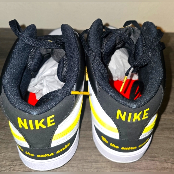 Men's Nike Court Vision Mid 'Go The Extra Smile' - Picture 3 of 6